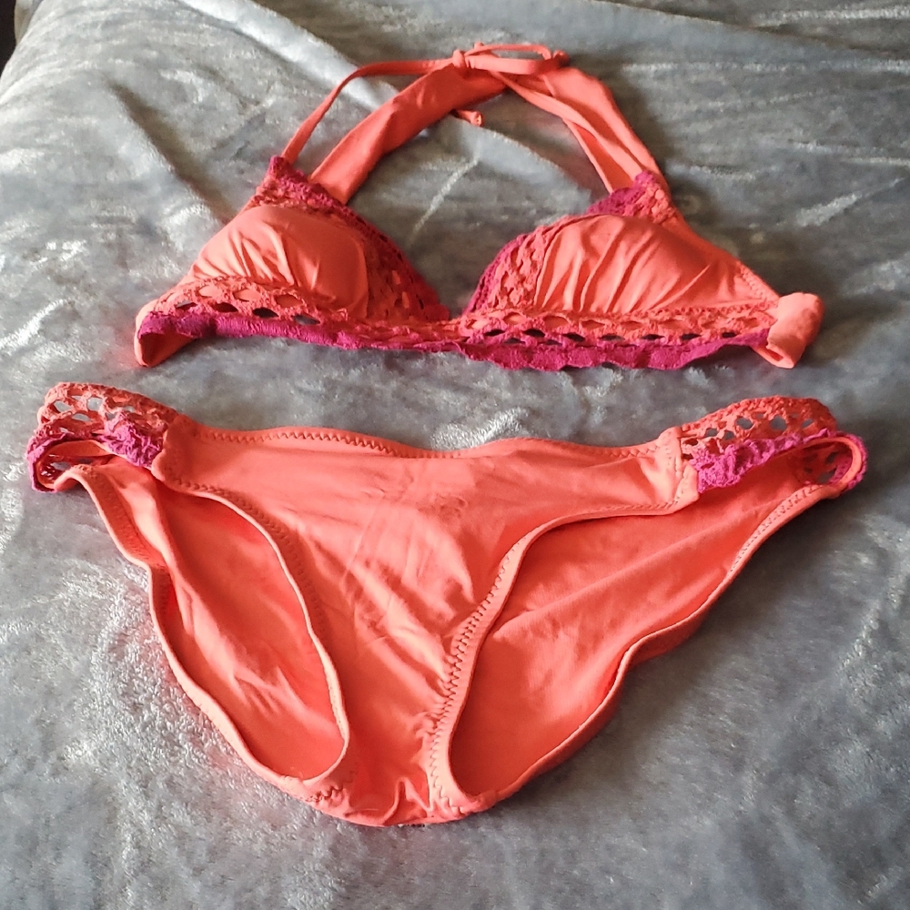 BECCA Vibrant Coral and Pink Bikini Top (Small) & Botrom (Medium)